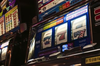 Live Crazy Time wheel spinning in pokerace studio